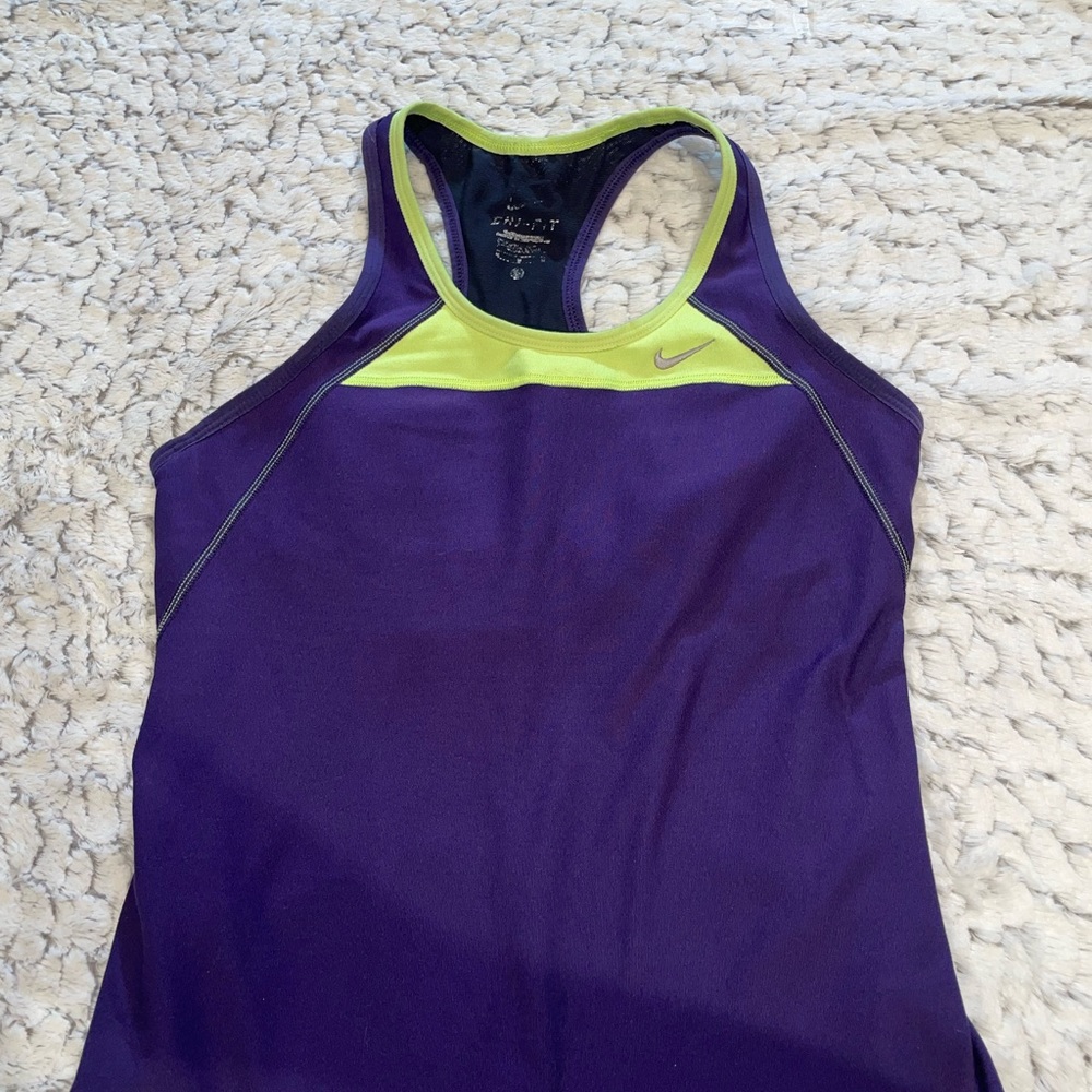 Nike Medium dri-fit top padded bra tank top for gym zumba workout